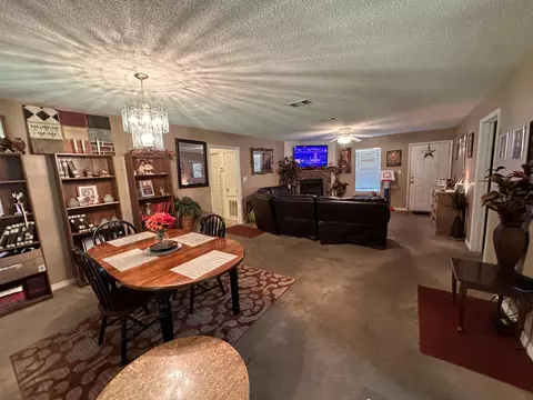 Living - 39 E Adam Dr, Sumrall, MS 39482 photo 1 of 2