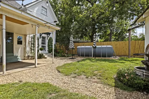 Exterior - 201 S 2nd St, Collins, MS 39428 photo 8 of 12