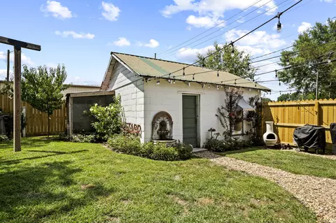 Exterior - 201 S 2nd St, Collins, MS 39428 photo 7 of 12