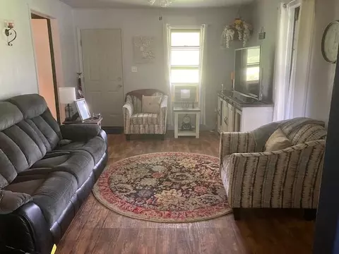 469 Sharon Moss, Laurel, MS 39443 photo 7