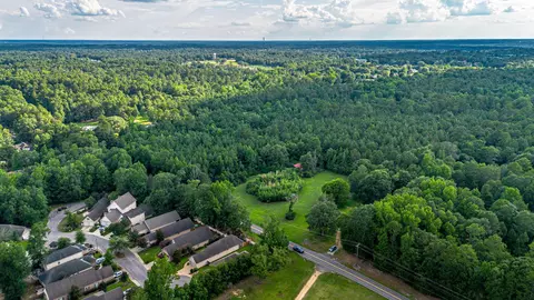 165 Hegwood Rd, Hattiesburg, MS 39402