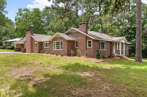 1906 Adeline St, Hattiesburg, MS 39401
