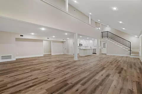Living - 518 Doc Johnson Rd, Purvis, MS 39475 photo 3 of 6