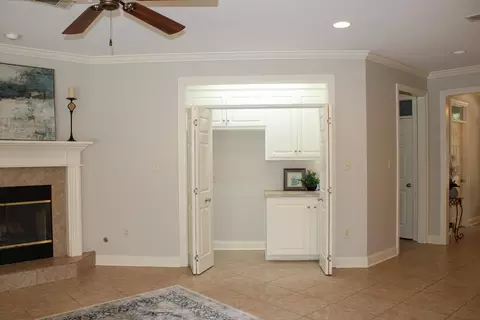 611 E Central Ave, Petal, MS 39465 photo 5