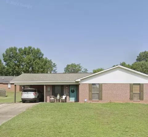 426 Clyde Ave, Philadelphia, MS 39350