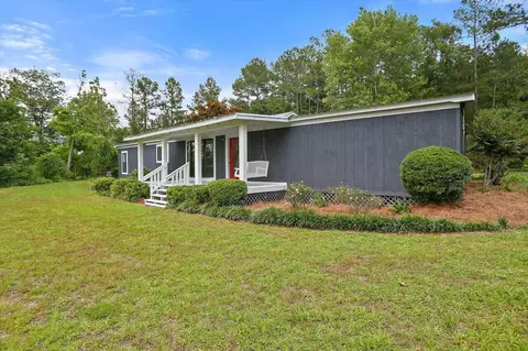 135 Riverside Chapel Dr, Pinola, MS 39149