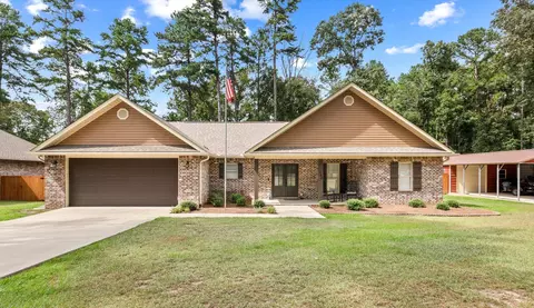 186 Cameron Rd, Hattiesburg, MS 39402
