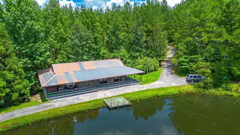 34 Freeman Rd, Richton, MS 39476 photo 5
