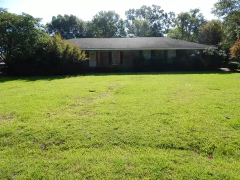 604 Ranchwood Dr, Hattiesburg, MS 39402