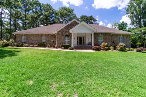 3 Serene Hl, Hattiesburg, MS 39402