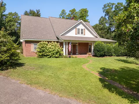 218 Balboa Dr, Hattiesburg, MS 39402