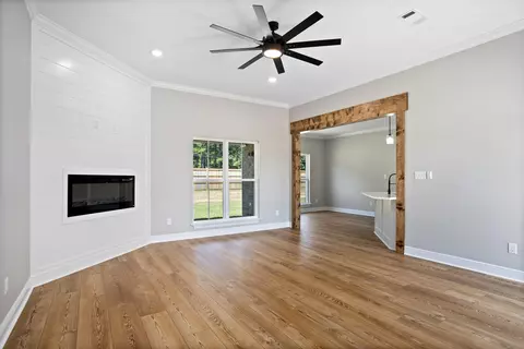 Living - 5 Berwick, Petal, MS 39465 photo 1 of 3