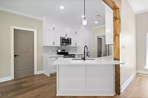 Kitchen - 5 Berwick, Petal, MS 39465 photo 1 of 3