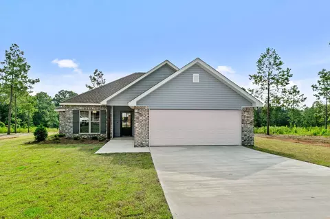 9 Applewood Dr, Purvis, MS 39475