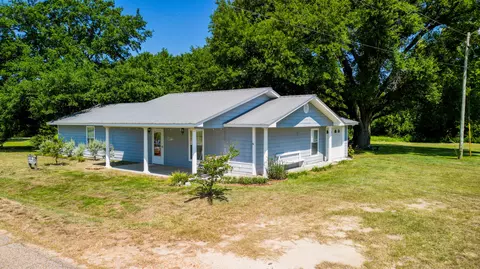 Exterior - 6877 Union Rd, Richton, MS 39476 photo 2 of 6