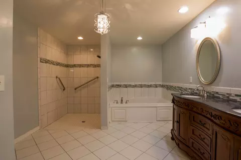 Bath - 6877 Union Rd, Richton, MS 39476 photo 1 of 4