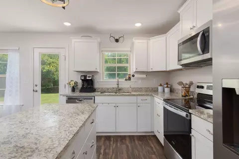 75 E Locust, Sumrall, MS 39482 photo 8