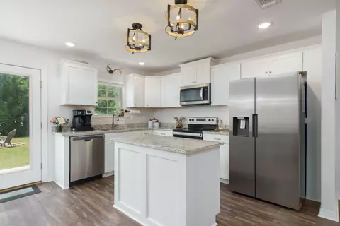 75 E Locust, Sumrall, MS 39482 photo 7