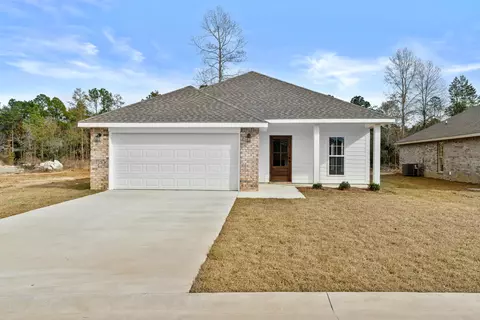 120 E Bartlett Way, Hattiesburg, MS 39402