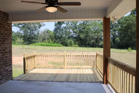 Exterior - 42 N Slade Rd, Sumrall, MS 39482 photo 3 of 6