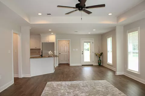 Living - 42 N Slade Rd, Sumrall, MS 39482 photo 2 of 2