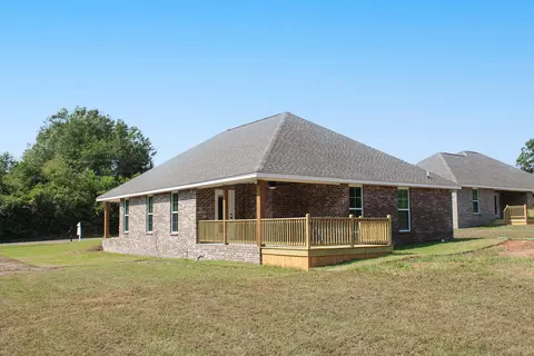 Exterior - 42 N Slade Rd, Sumrall, MS 39482 photo 5 of 6