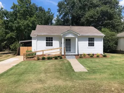 1813 Brooklane Dr, Hattiesburg, MS 39401