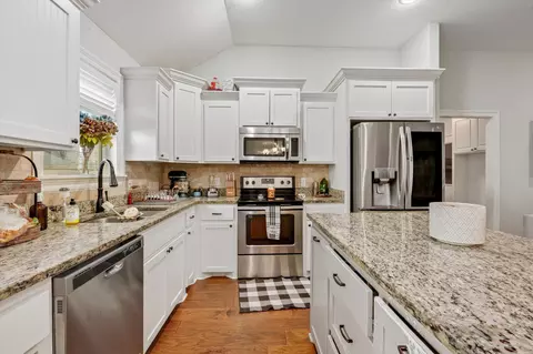 13 E Cherry, Sumrall, MS 39482 photo 4