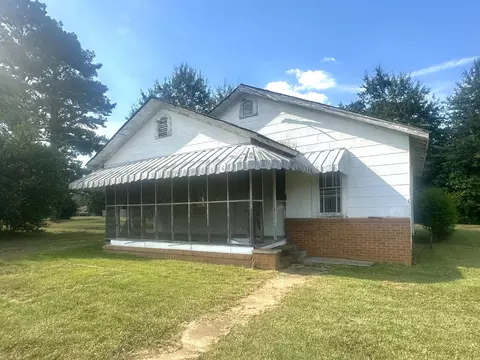 209 Indiana Ave, New Hebron, MS 39140