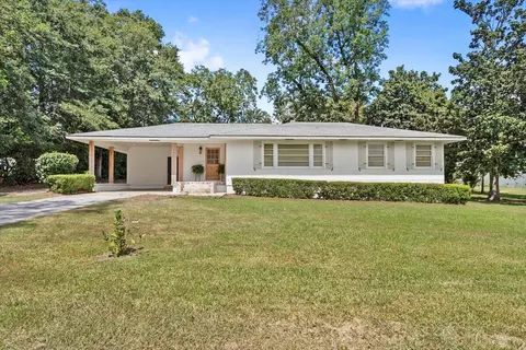 2133 W 10th St, Laurel, MS 39440