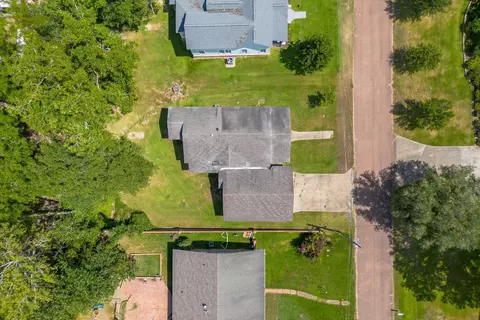 View/Area - 203 S 3rd, Collins, MS 39428 photo 1 of 3