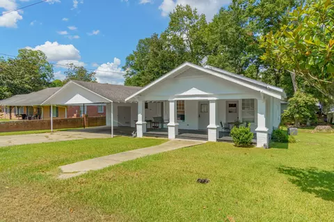 Exterior - 203 S 3rd, Collins, MS 39428 photo 2 of 3