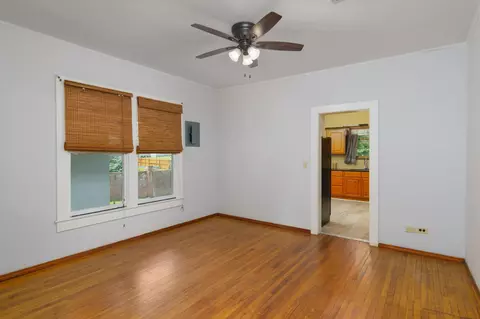 Living - 203 S 3rd, Collins, MS 39428 photo 3 of 4