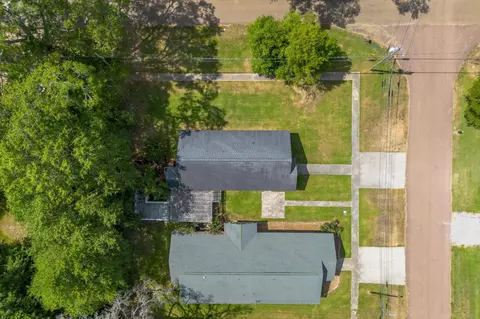 View/Area - 306 S 2nd St, Collins, MS 39428 photo 3 of 5