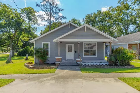 Exterior - 306 S 2nd St, Collins, MS 39428 photo 6 of 6