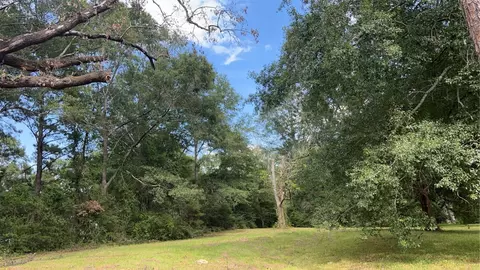 2107 N 1st Ave, Laurel, MS 39440