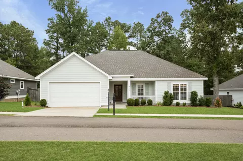 417 Mt Pleasant Dr, Hattiesburg, MS 39402