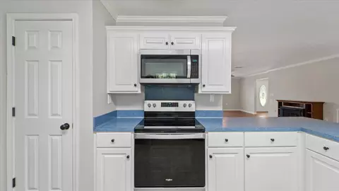 Kitchen - 3306 Ms-21, Forest, MS 39074 photo 2 of 2