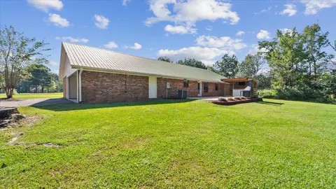 Exterior - 3306 Ms-21, Forest, MS 39074 photo 10 of 15