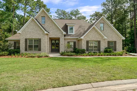 63 Brookhollow, Hattiesburg, MS 39402