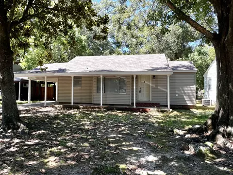 205 S 13th Ave, Hattiesburg, MS 39401