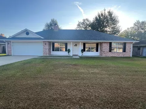 3116 Fairway, Picayune, MS 39466
