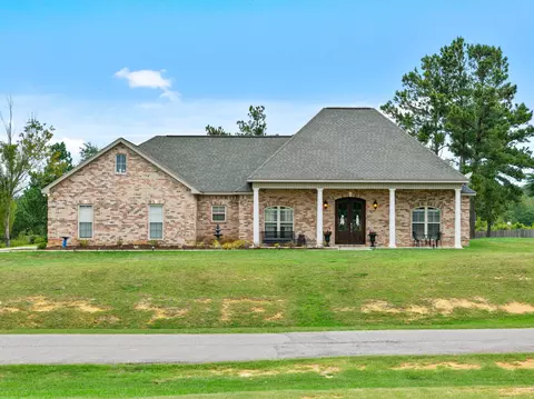 18 Walter Tillery Dr, Ellisville, MS 39437