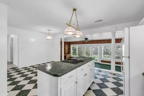 903 S Elm Ave, Collins, MS 39428 photo 13