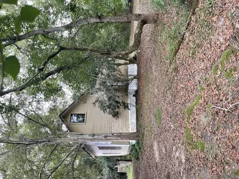 517 Buschman St, Hattiesburg, MS 39401