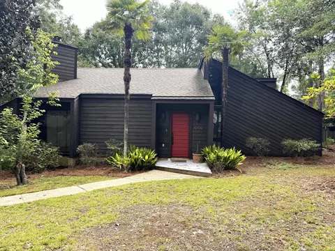 1002 Oakleigh Dr, Hattiesburg, MS 39402