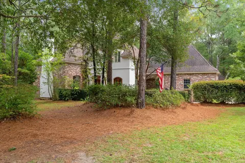 14 Sandstone, Hattiesburg, MS 39402