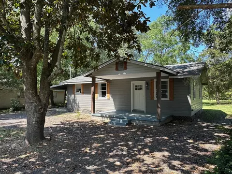 113 Cedar St, Petal, MS 39465