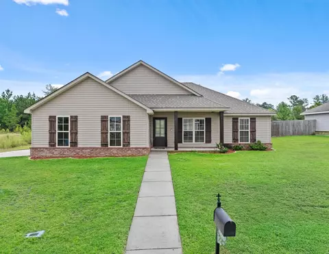 12 Wild Flower Blvd, Hattiesburg, MS 39402