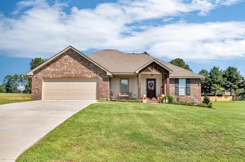 3 Stephens Ln, Sumrall, MS 39482